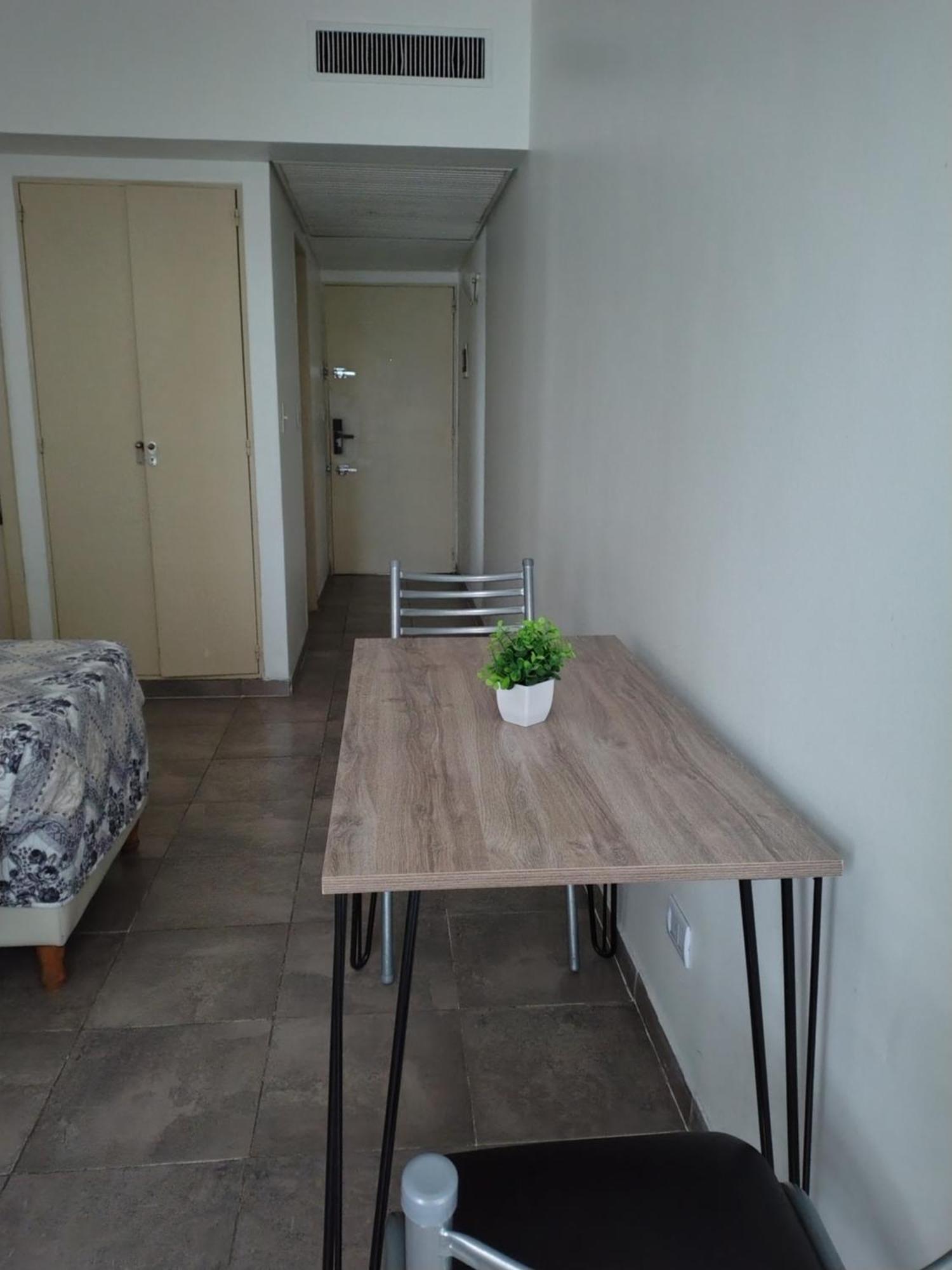 Apartamento Calle Corrientes Buenos Aires Exterior foto