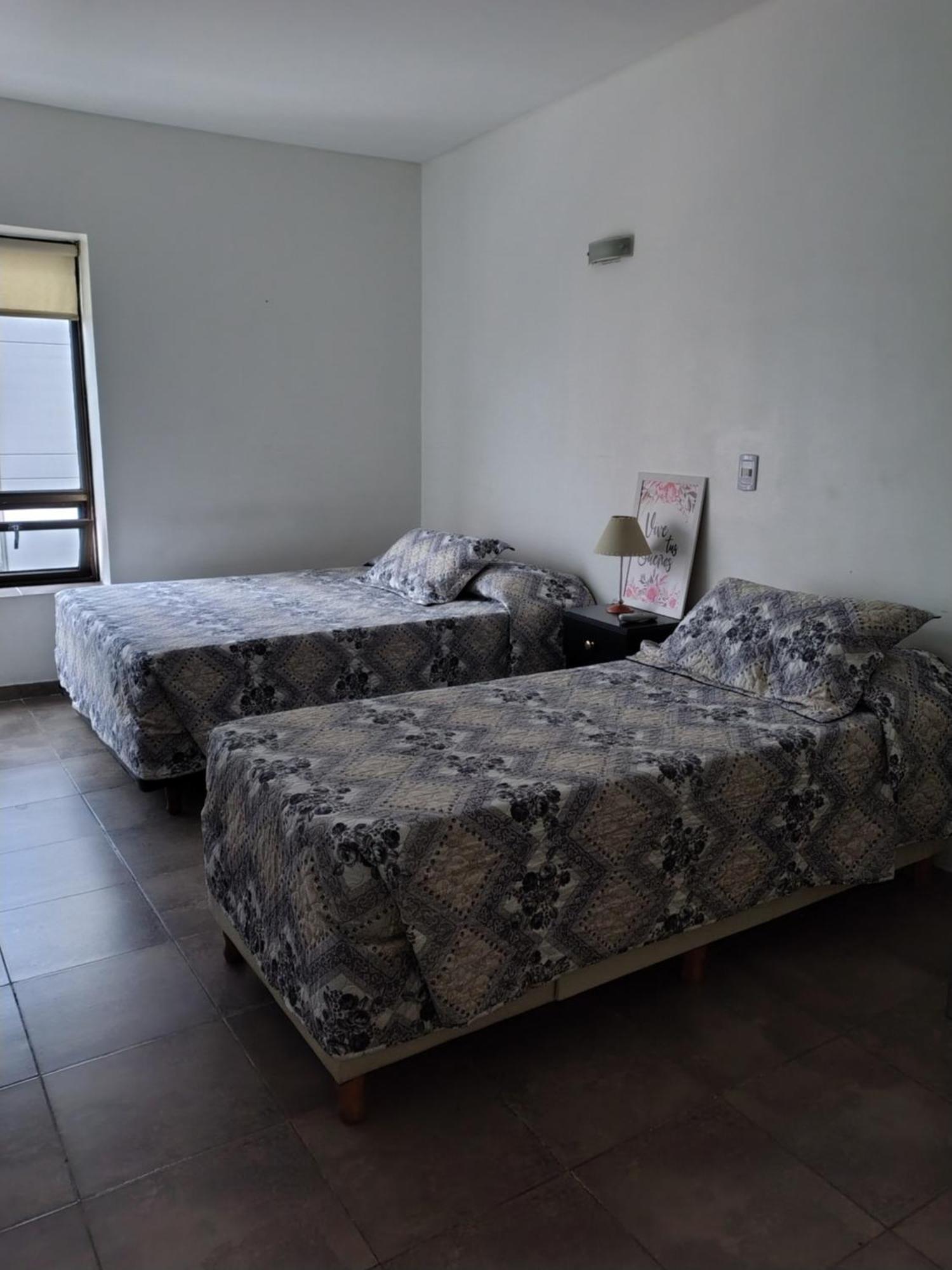 Apartamento Calle Corrientes Buenos Aires Exterior foto